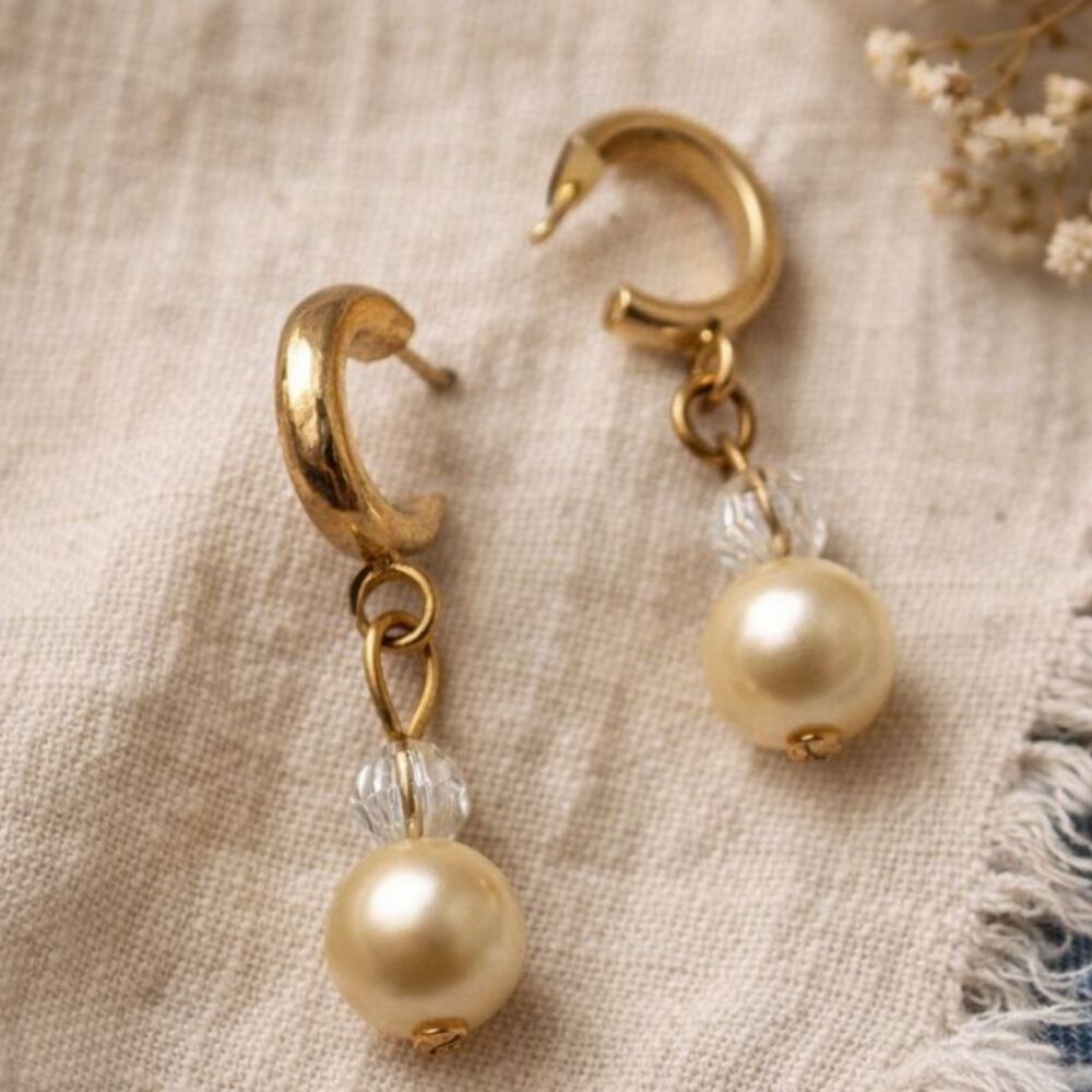 Vintage Gold Tone  Pearl Drop Hoop Earrings Minamlist Dainty Coquette